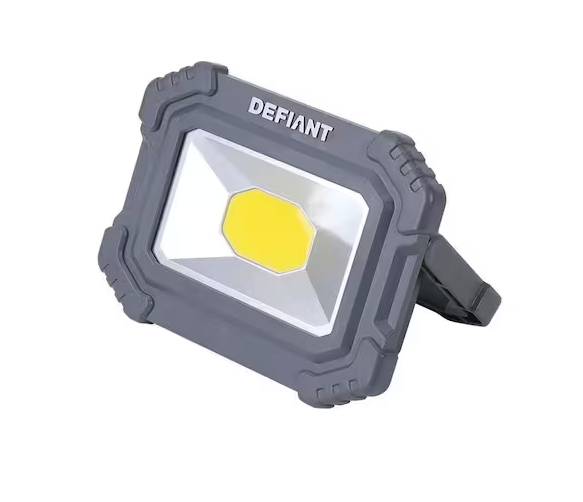 Defiant 1200 Lumens Magnetic Utility Light