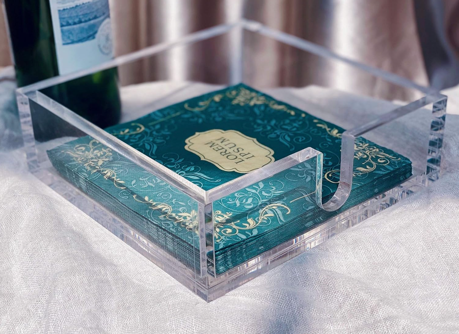 Clear Acrylic Luncheon Napkin Holder, 7.1 x 7.1 x 2.6 inches